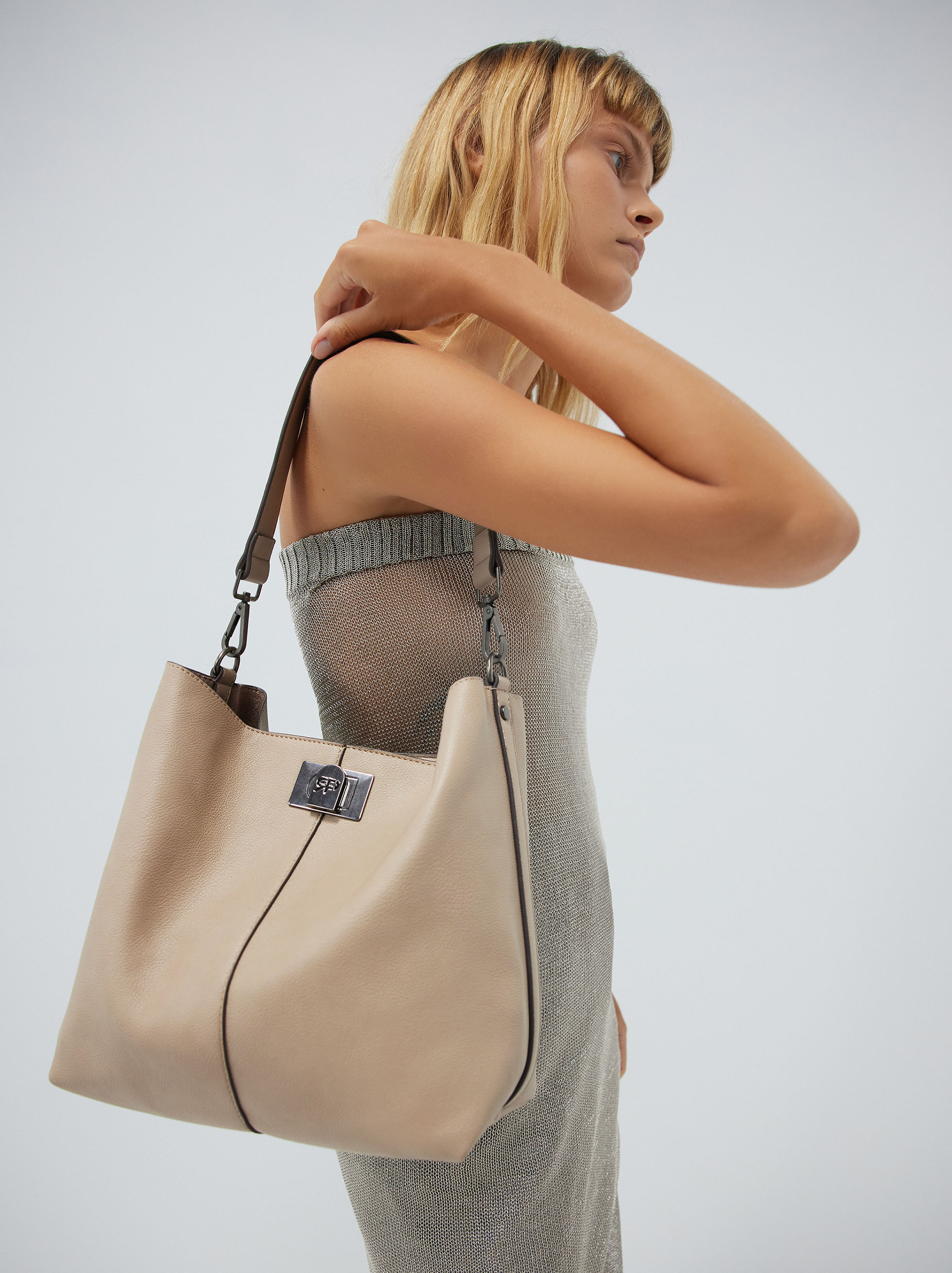 Everyday Shoulder Bag - Black - Woman - Shoppers - parfois.com