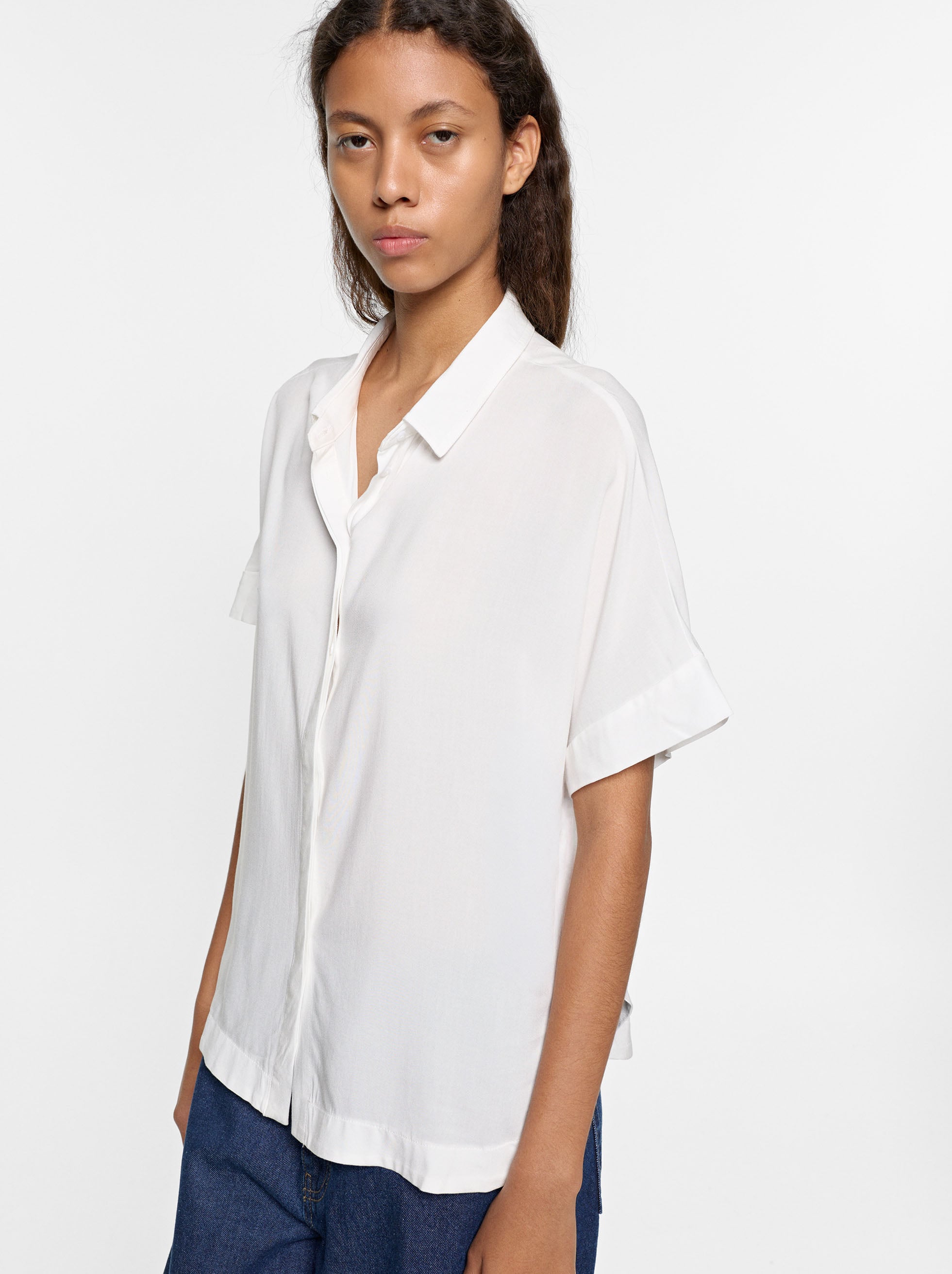 Short-sleeved shirt image number 2.0