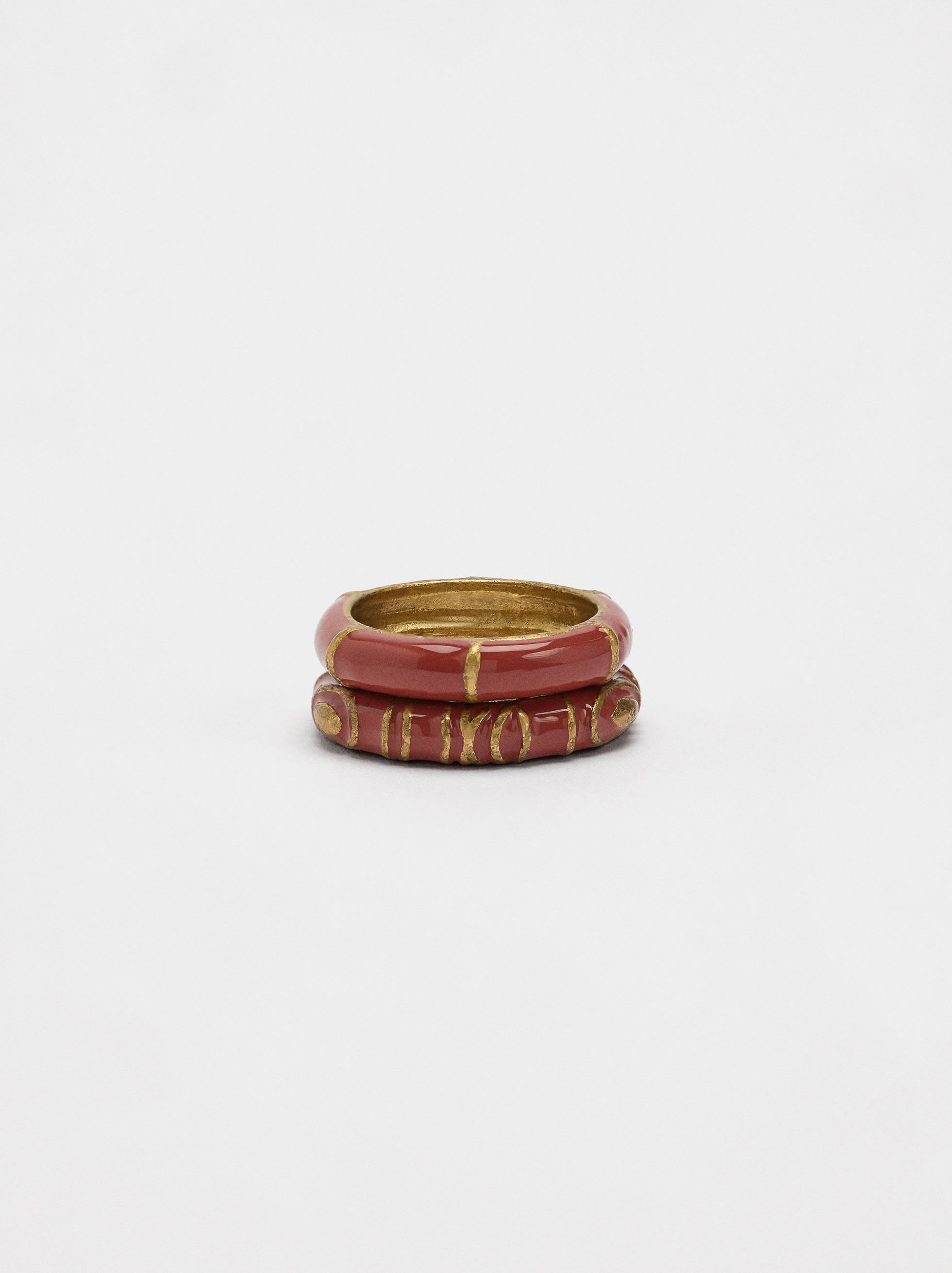 Set of rings with enamel image number 0.0