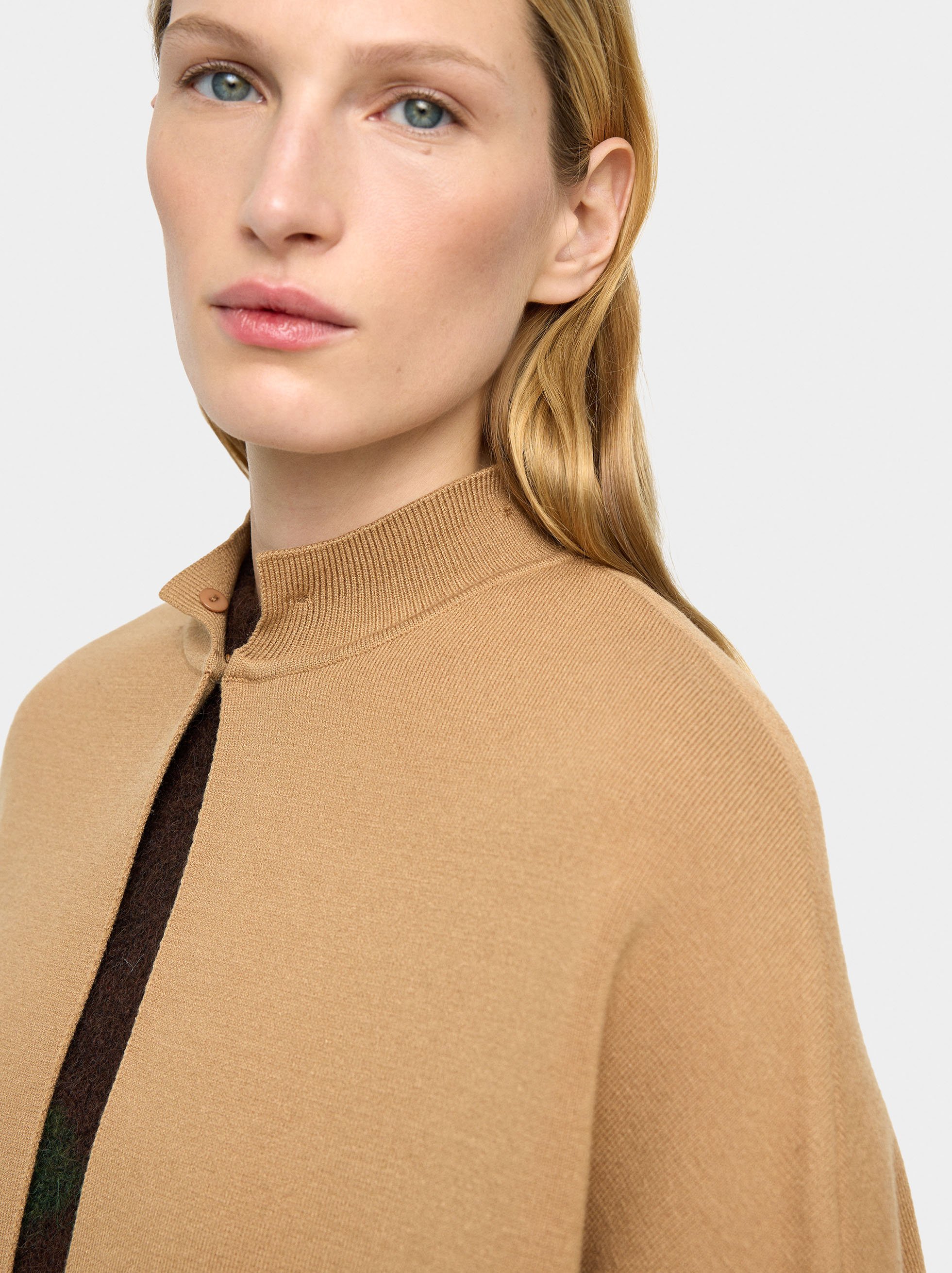 Knit poncho with fur-effect collar image number 4.0