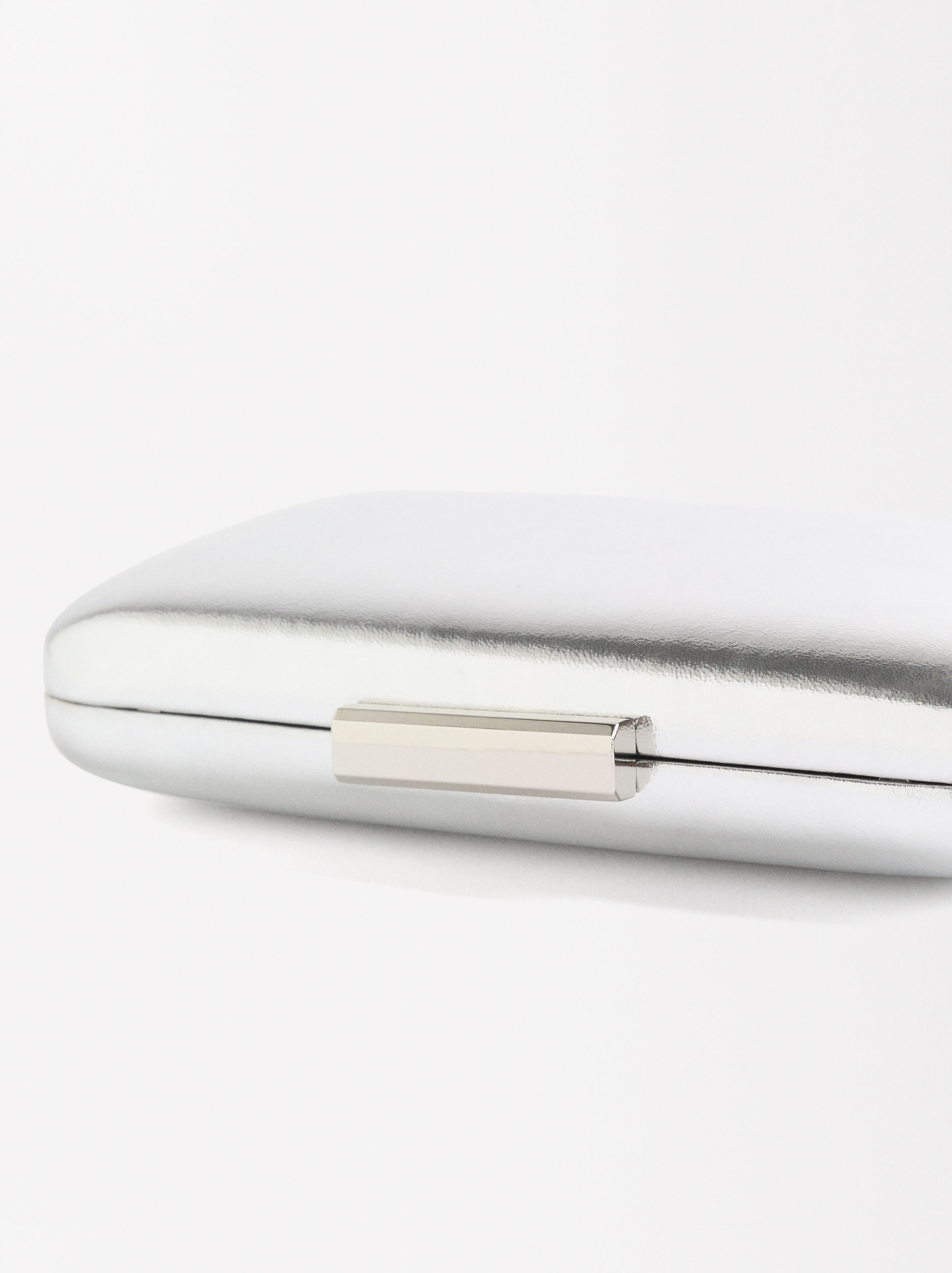 Party-Clutch im metallischen Look image number 2.0