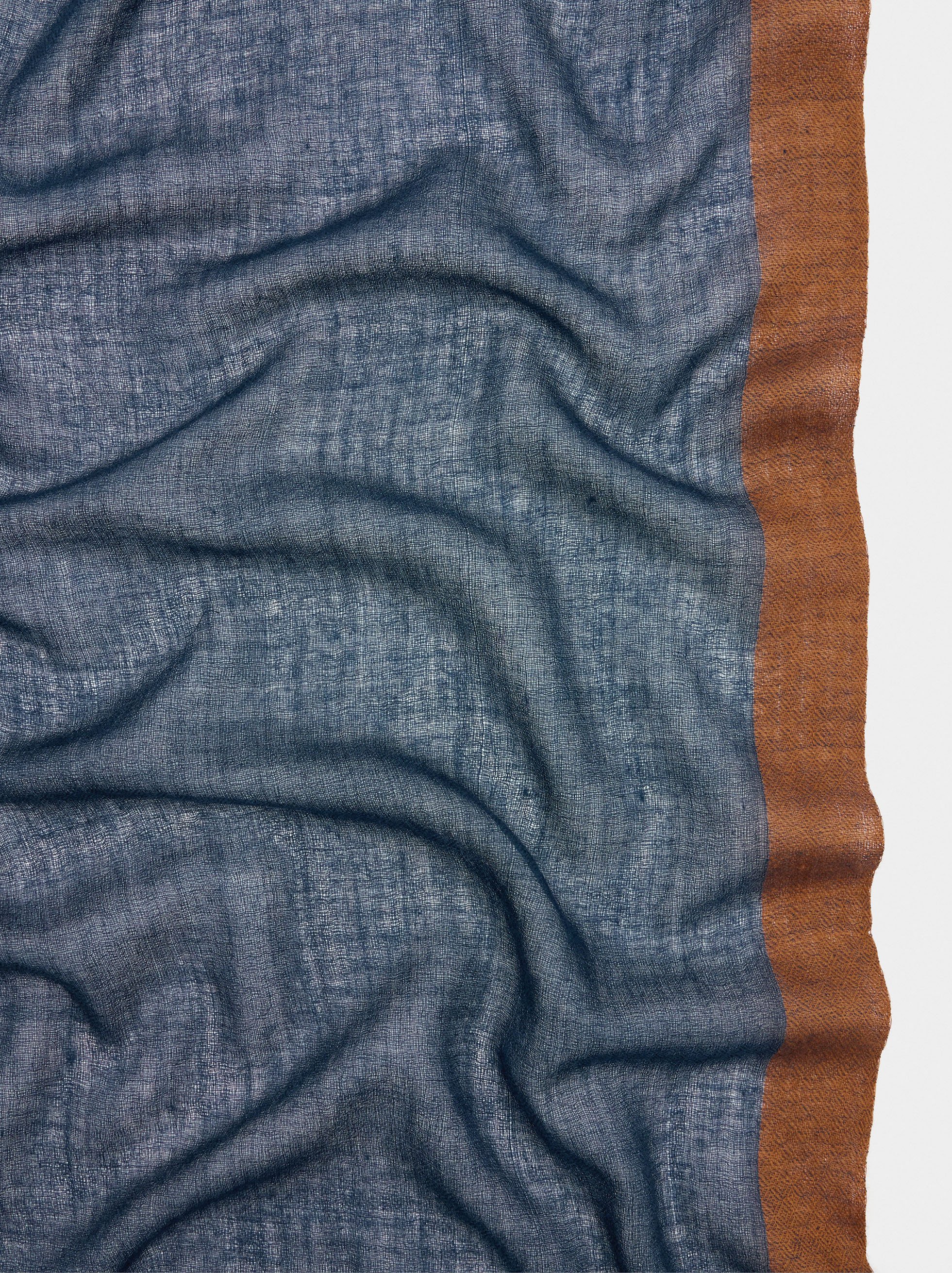 Pashmina with stripes 100% wool image number 2.0