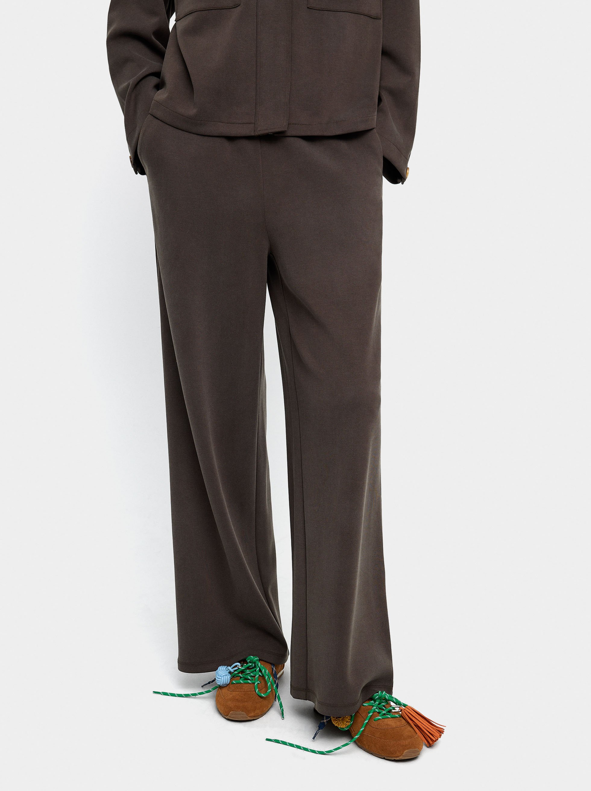 Straight pants with elastic waist image number 1.0