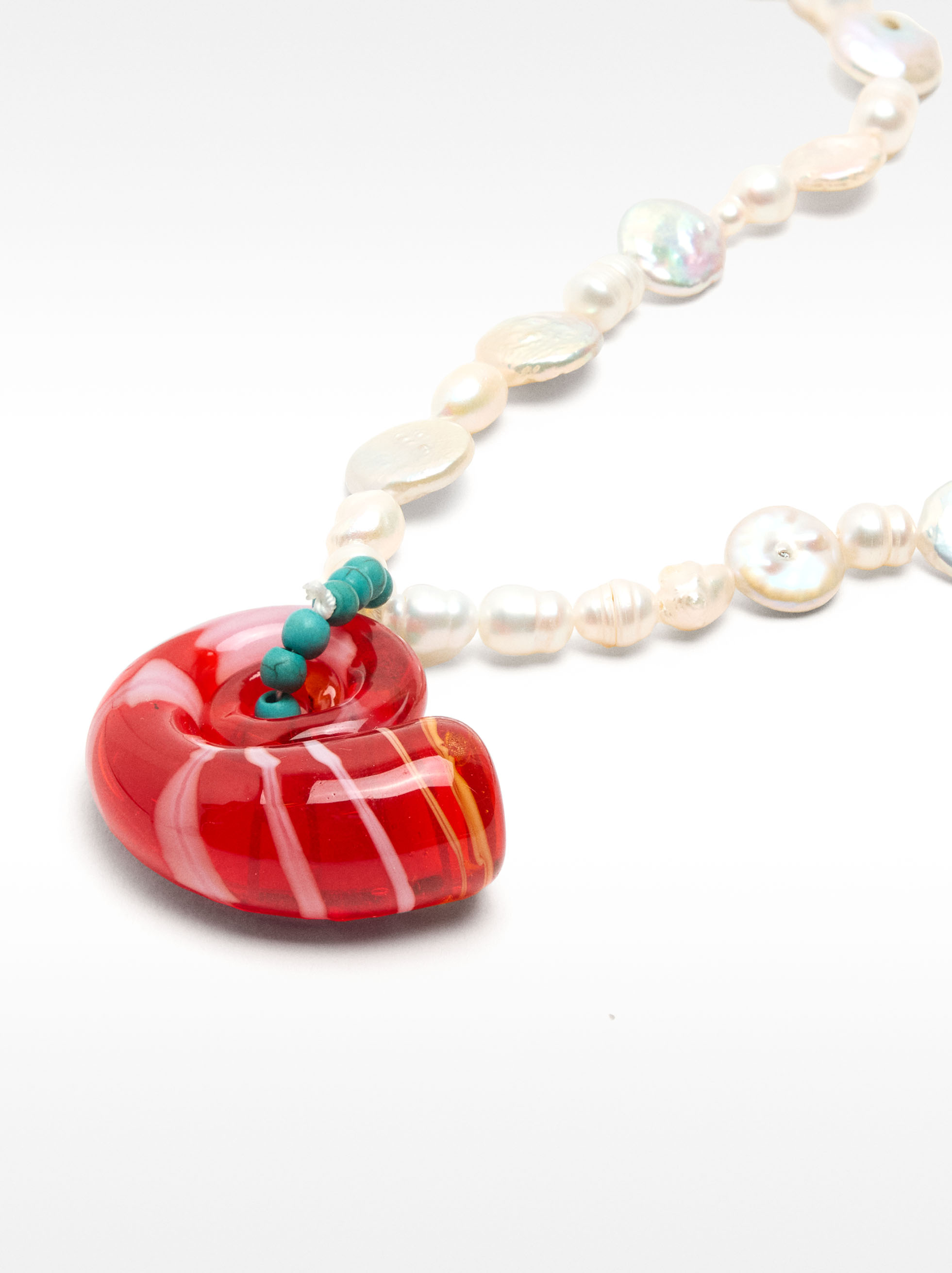 Freshwater pearl necklace with stone pendant image number 2.0