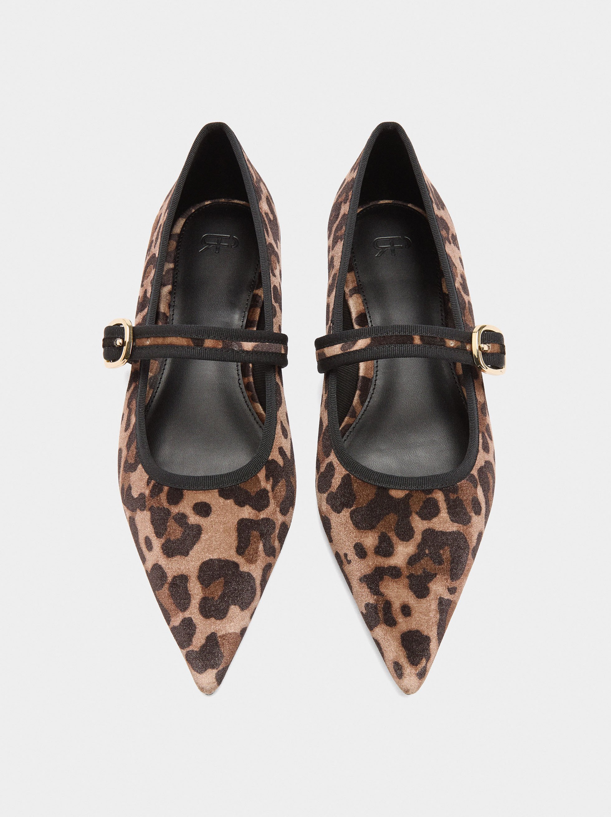 Ballet flats with animal printed pattern image number 0.0