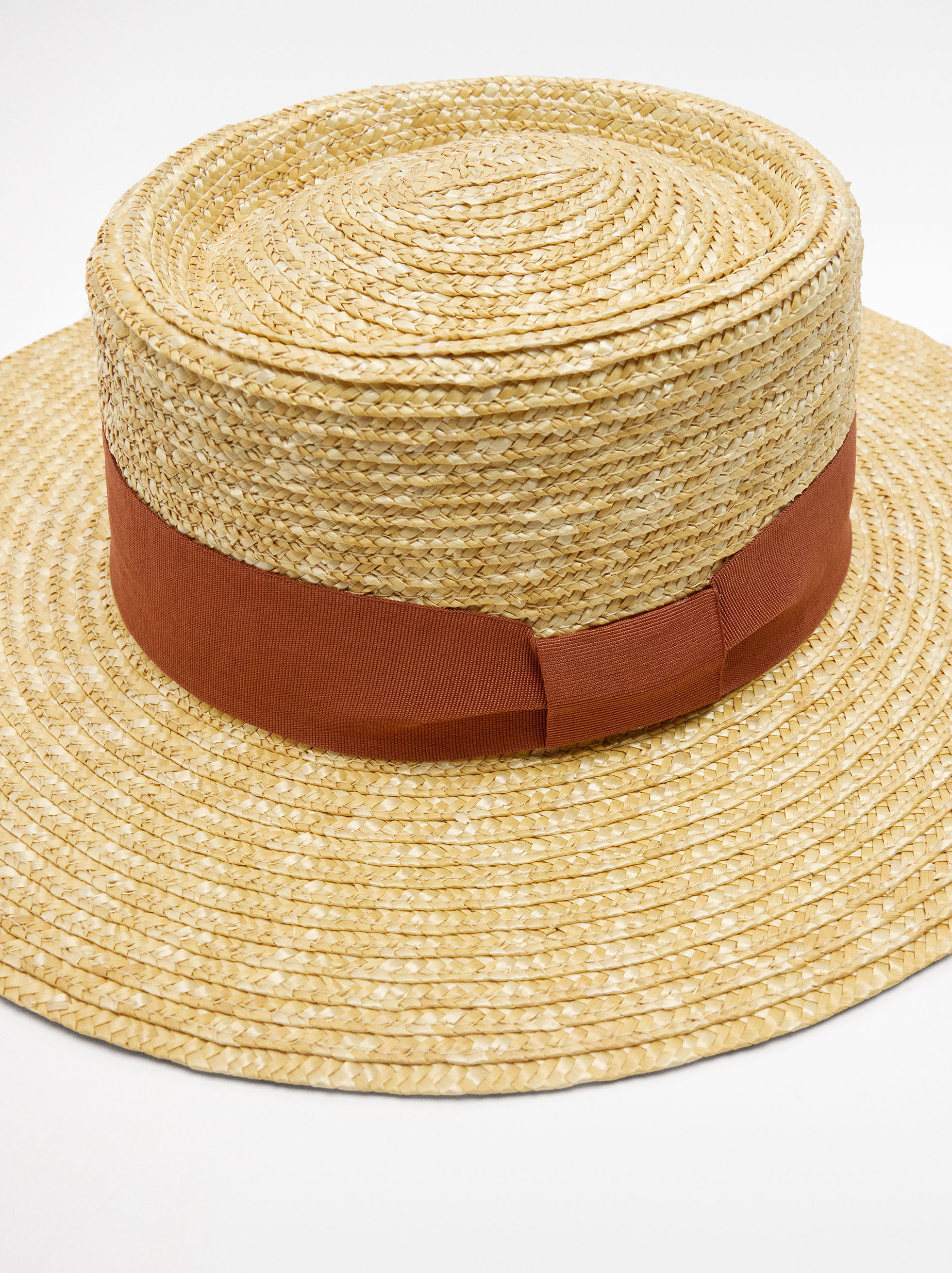 Straw hat with ribbon image number 1.0