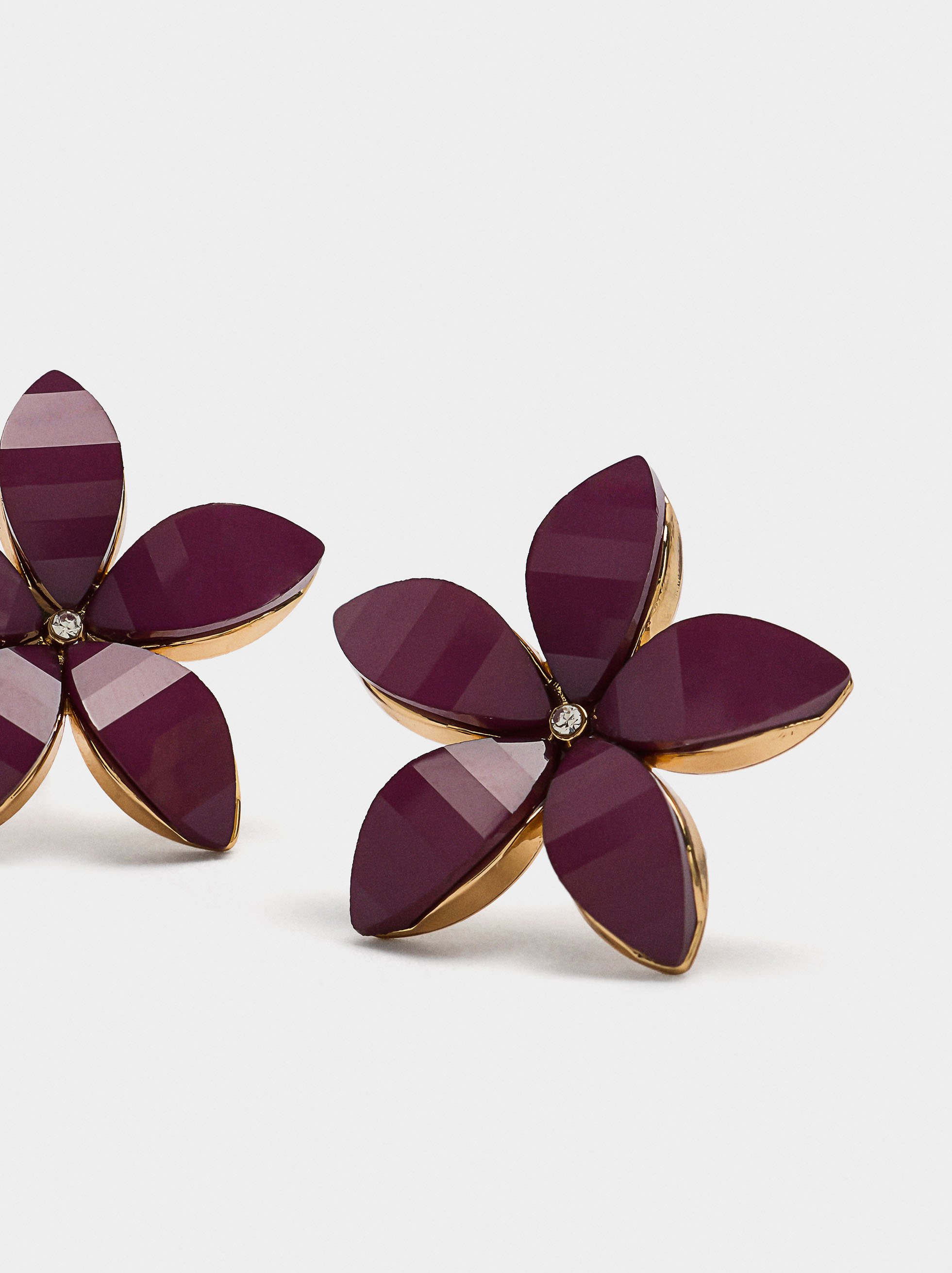 Boucles d'oreilles fleur en r&eacute;sine image number 2.0