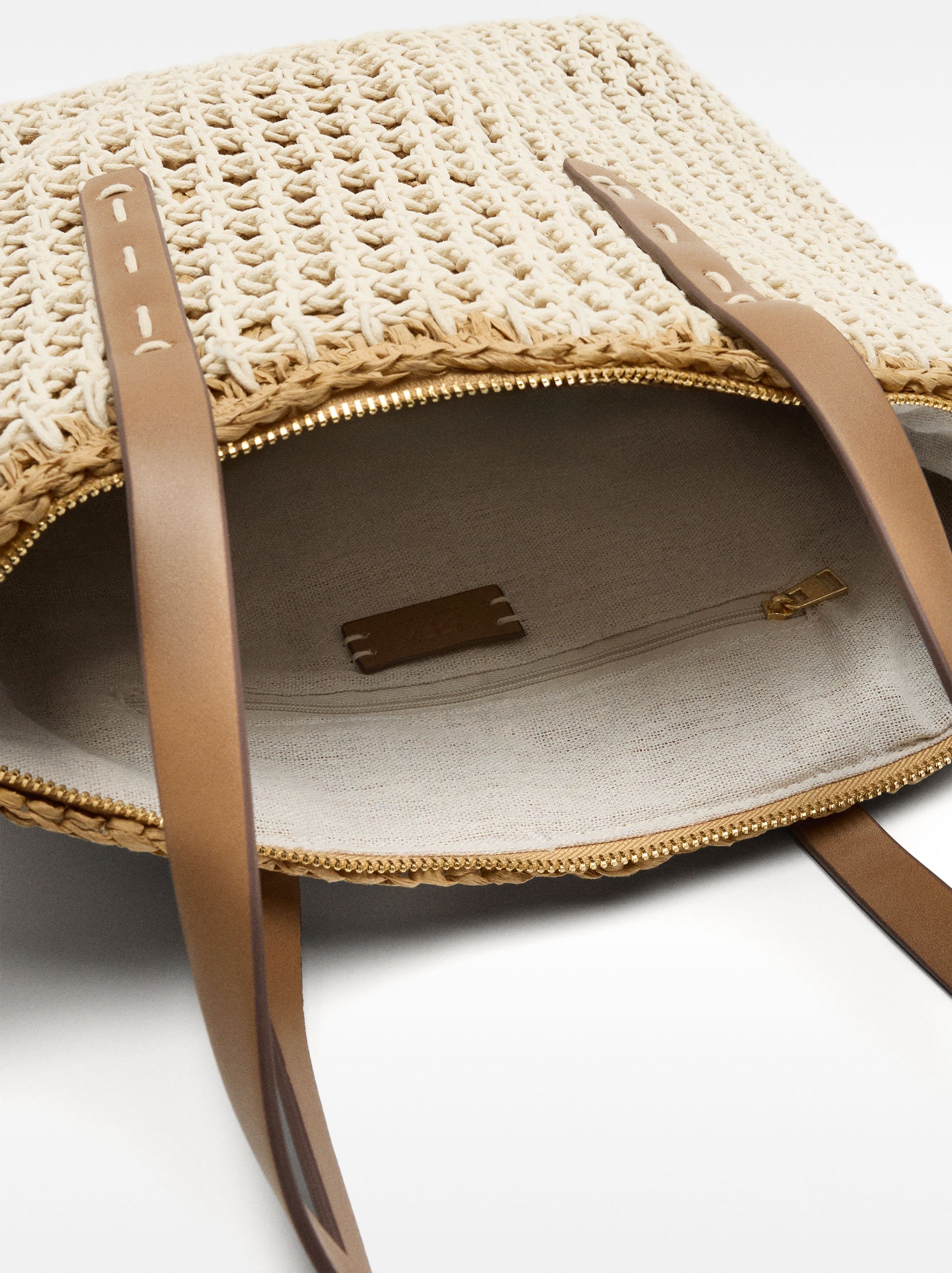 Braided shopper bag with straw effect image number 4.0
