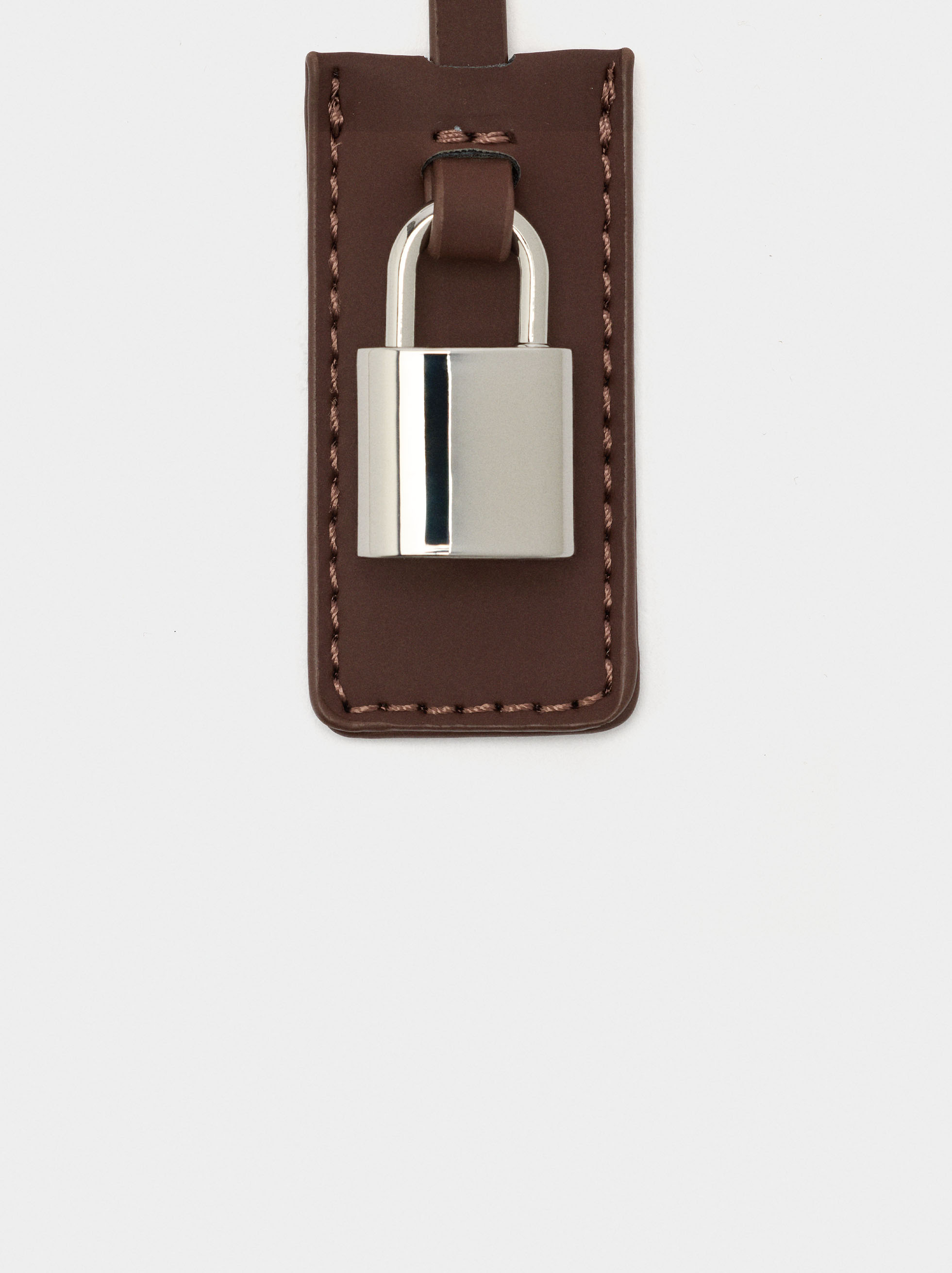 Tote bag with pendant image number 4.0