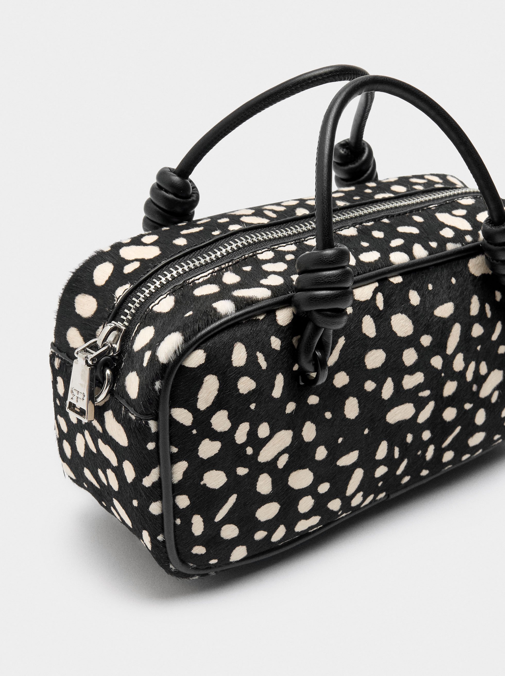 Bossa tote de pell amb estampat animal image number 2.0