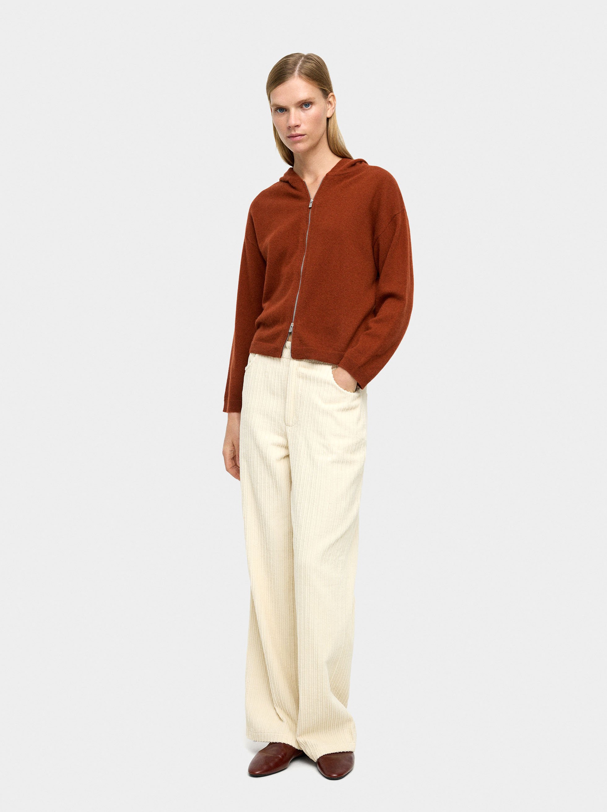 Cardigan with 100% cashmere image number 3.0